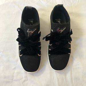 Giuseppe Zanetti black sparkling sneakers 🖤NEW